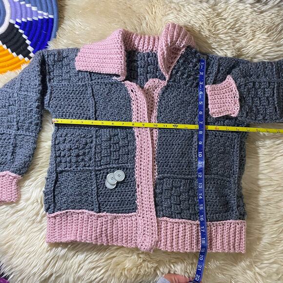 Crochet Granny Square Cardigan Small Gray Pink Handmade Harry Styles Inspired - Picture 6 of 7